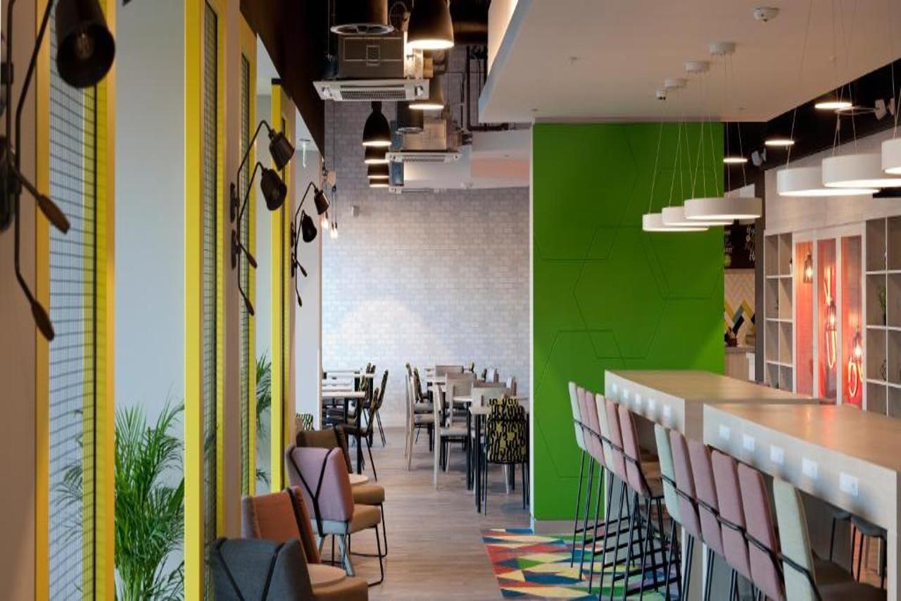 Hampton By Hilton Leeds Centre Hotel 3*