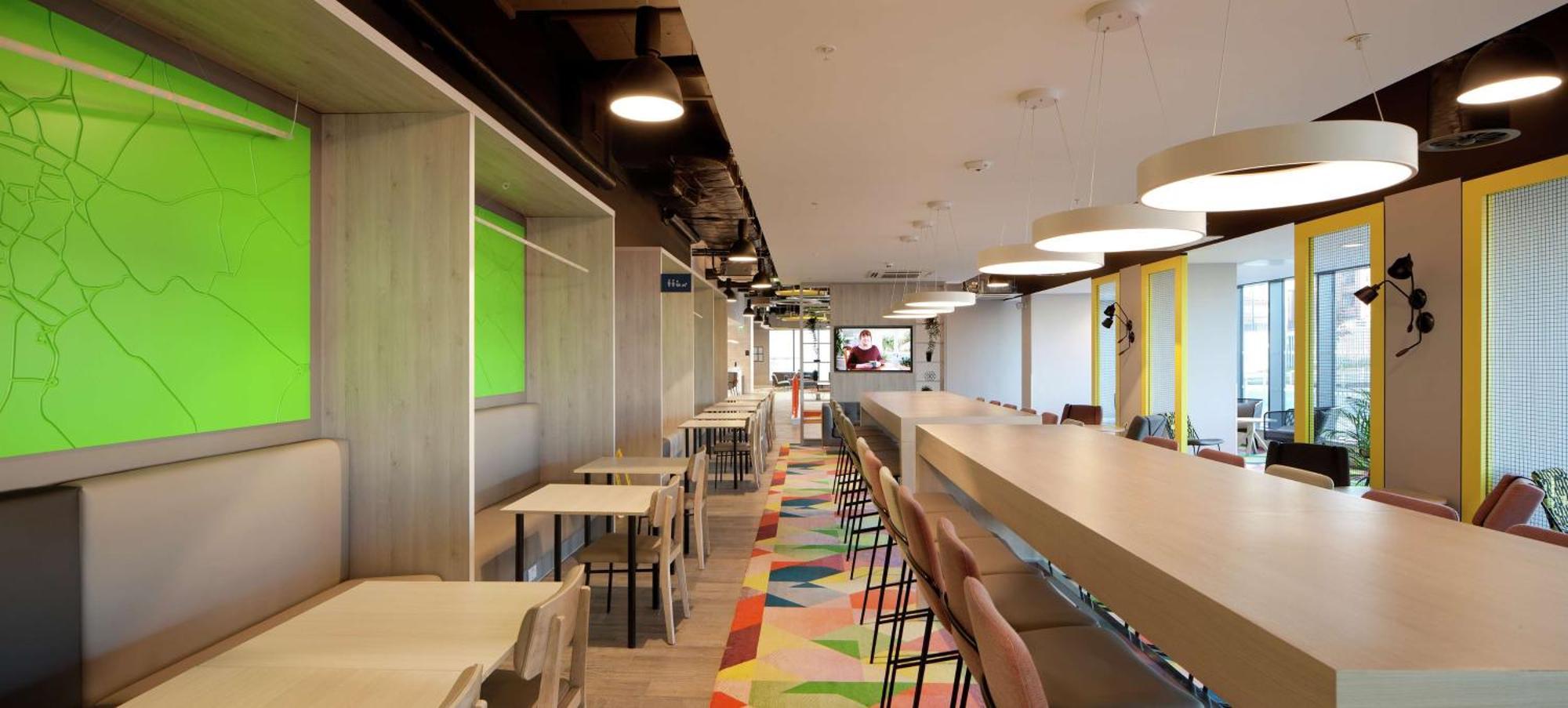 Hampton By Hilton Leeds Centre Hotel 3*