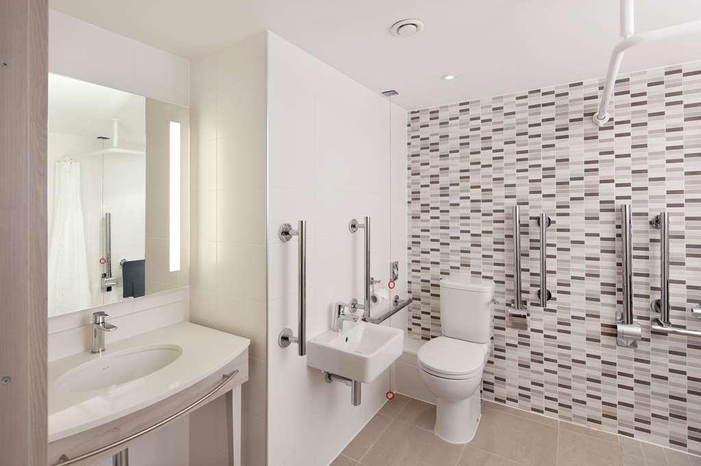 Hampton By Hilton Centre Hotel