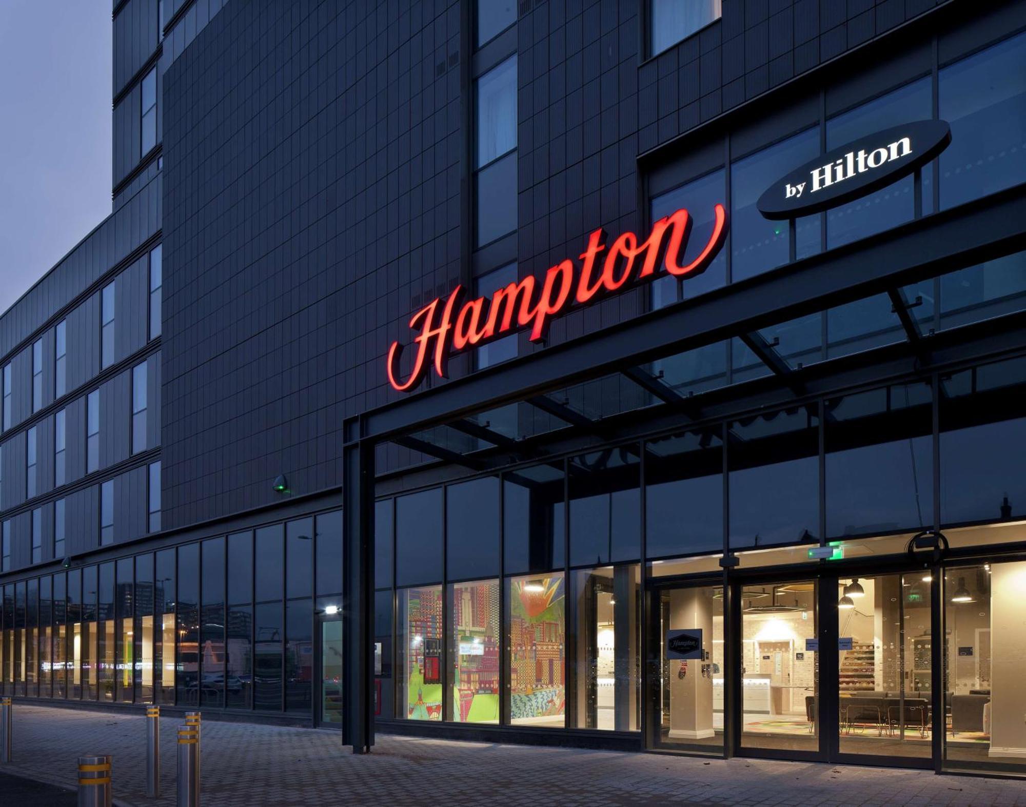 Hotel Hampton By Hilton Centre 3*